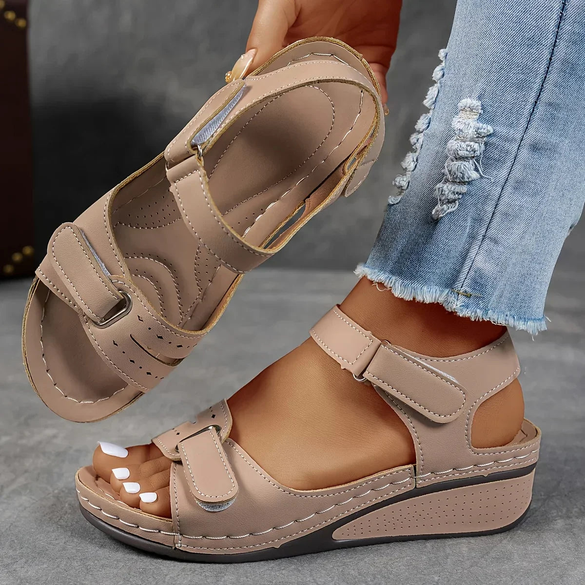 Cynthia | Sleek Orthopedic Sandals